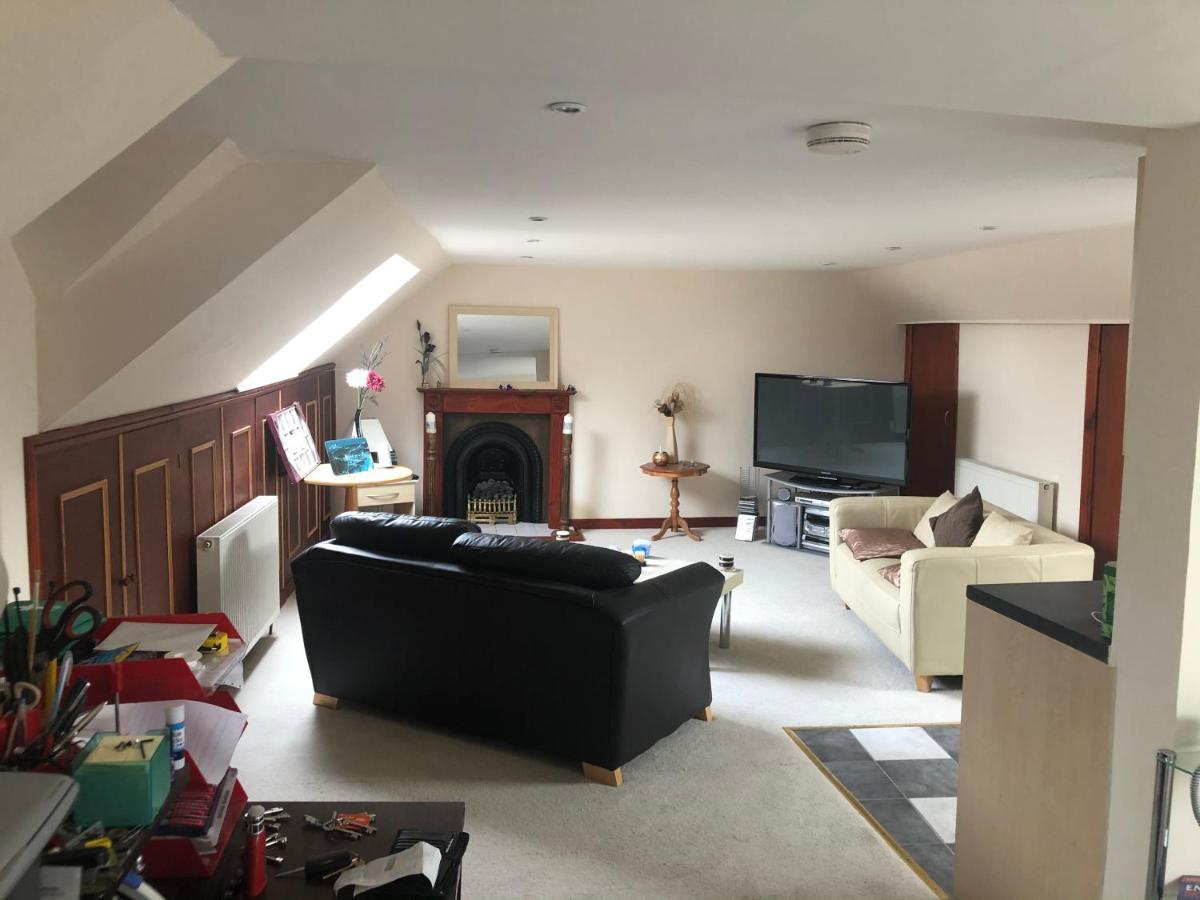 Executive Serviced Apartments 3 Forfar Buitenkant foto